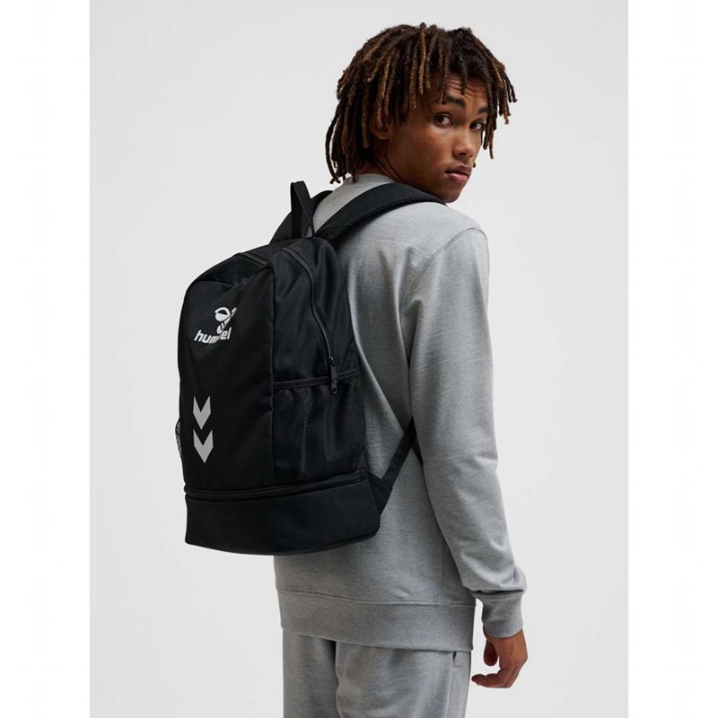 Hummel Essential W. Sc Rucksäcke Herren Schwarz | 790550-078